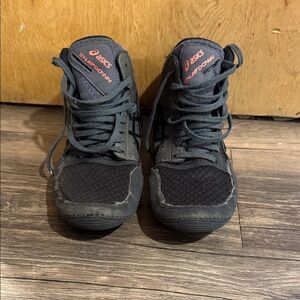 ASICS wrestling shoes